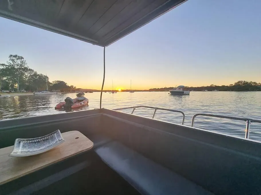 Apartment Liquid Spirit Experience More Noosa Heads Australia